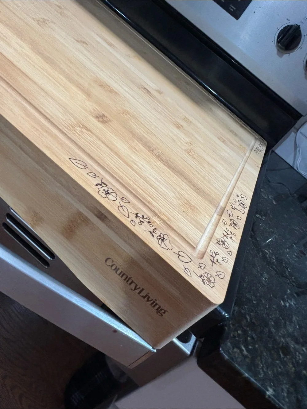 Country Living Bamboo Cutting Board - Natural- never used